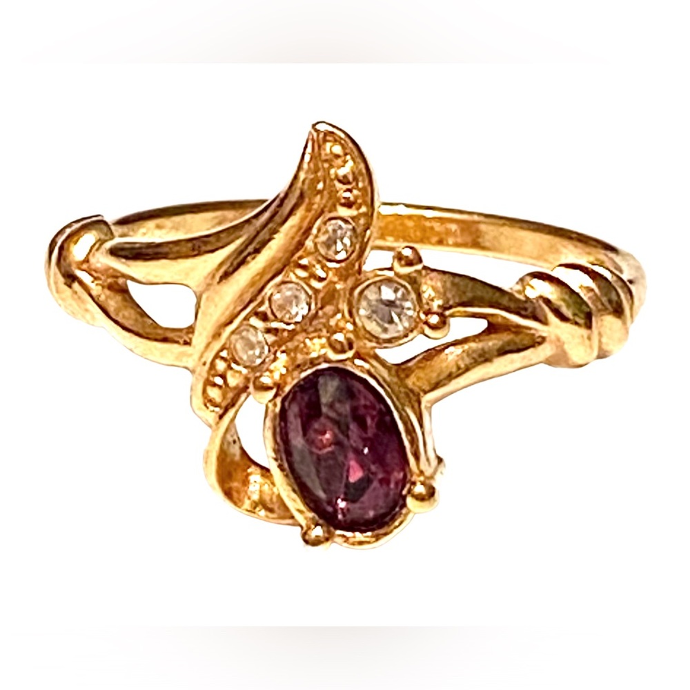 AVON Vintage Amethyst Gold Ring